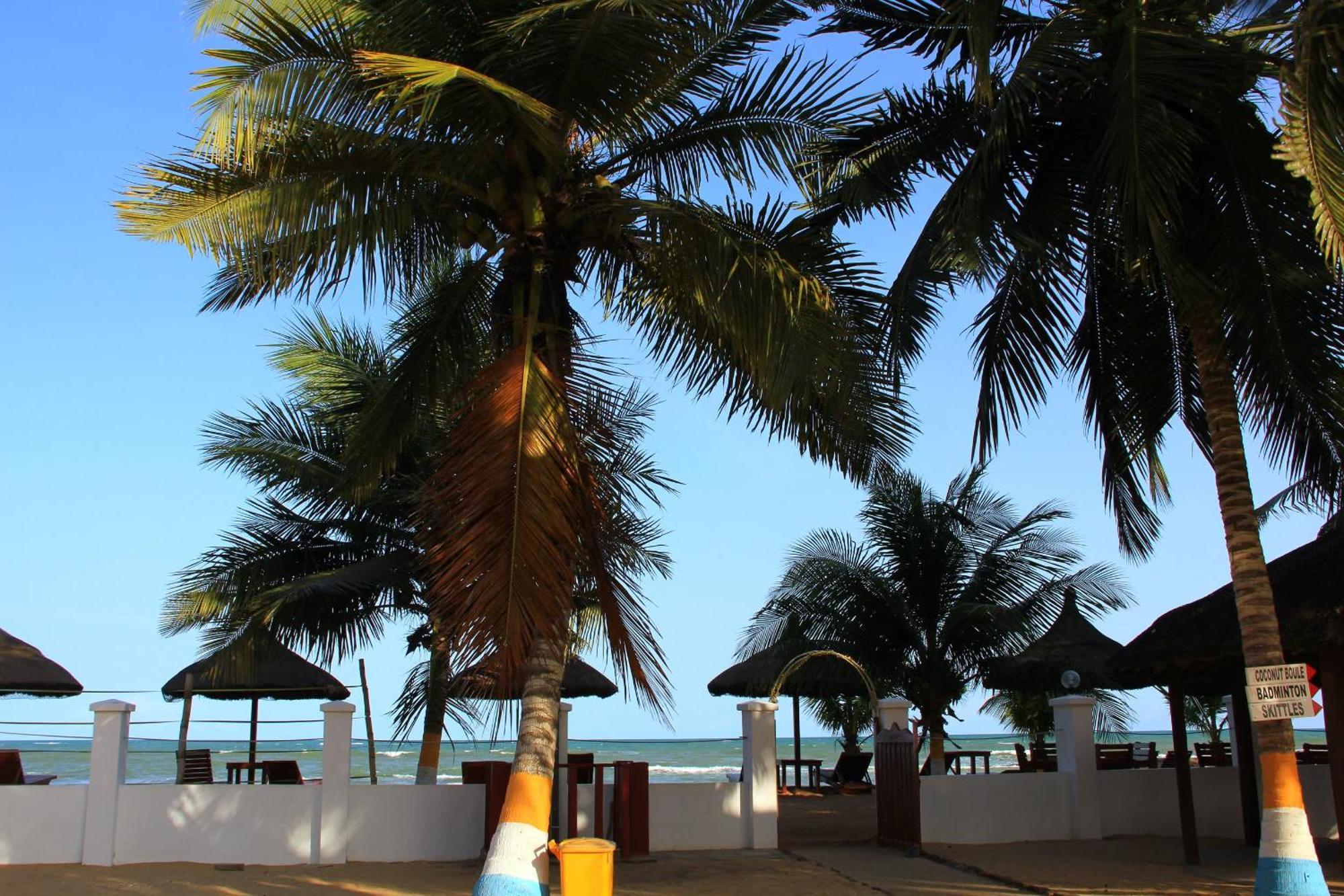 Charlestina Beach Resort Ampeni Zewnętrze zdjęcie